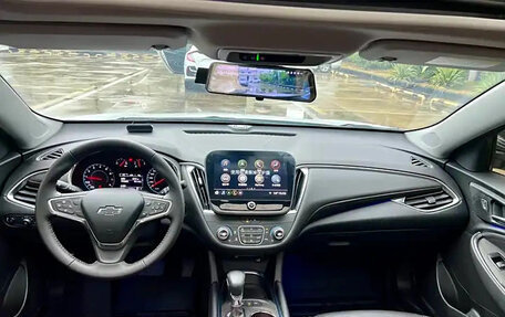 Chevrolet Malibu IX, 2022 год, 1 831 810 рублей, 9 фотография