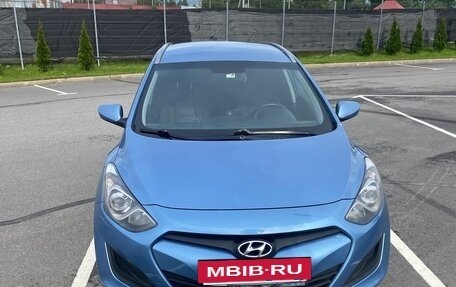 Hyundai i30 II рестайлинг, 2012 год, 930 000 рублей, 2 фотография