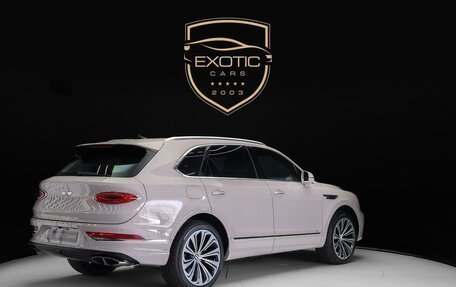 Bentley Bentayga I, 2022 год, 21 000 000 рублей, 5 фотография