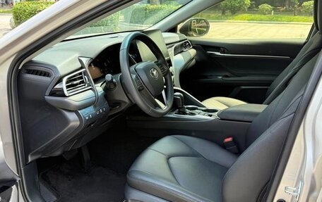Toyota Camry, 2021 год, 2 585 000 рублей, 8 фотография