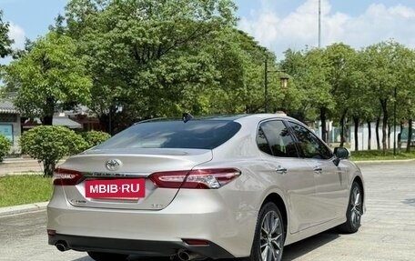 Toyota Camry, 2021 год, 2 585 000 рублей, 6 фотография