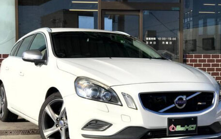 Volvo V60 I, 2013 год, 825 000 рублей, 3 фотография