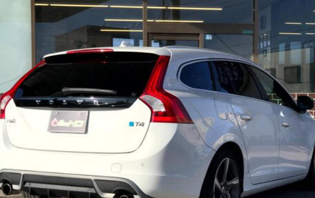 Volvo V60 I, 2013 год, 825 000 рублей, 4 фотография