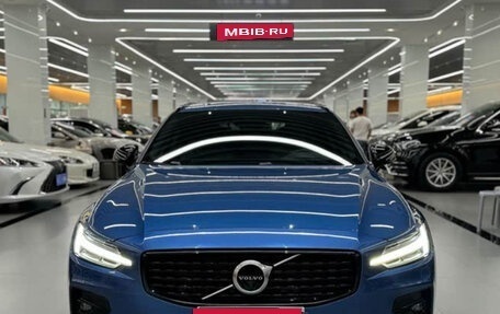 Volvo V60 II, 2022 год, 2 835 000 рублей, 2 фотография