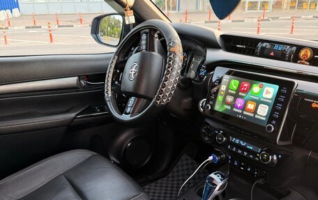 Toyota Hilux VIII, 2020 год, 6 300 000 рублей, 12 фотография