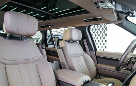 Land Rover Range Rover IV рестайлинг, 2025 год, 28 000 000 рублей, 7 фотография