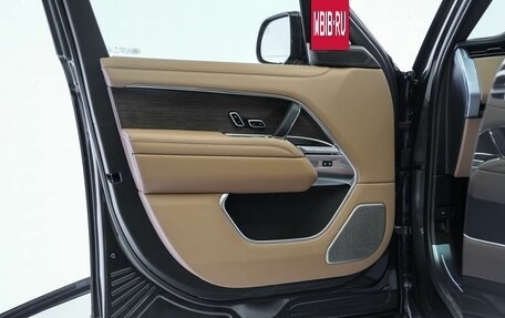 Land Rover Range Rover IV рестайлинг, 2025 год, 28 000 000 рублей, 16 фотография