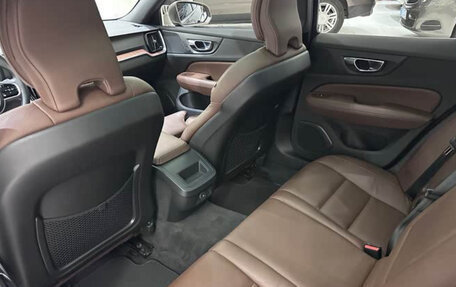Volvo V60 II, 2022 год, 2 835 000 рублей, 8 фотография