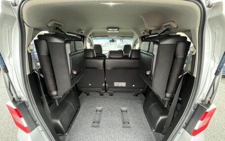 Honda Freed II, 2016 год, 1 057 000 рублей, 13 фотография