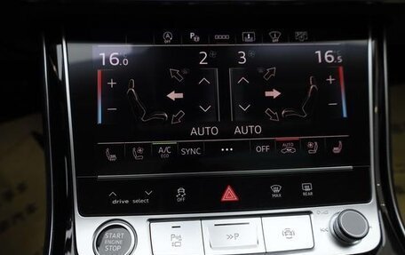 Audi A8, 2022 год, 5 900 300 рублей, 11 фотография