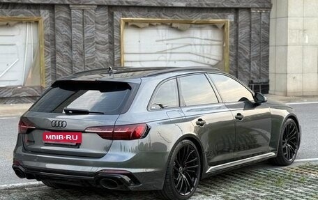 Audi RS 4, 2021 год, 5 750 300 рублей, 4 фотография