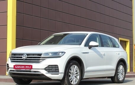 Volkswagen Touareg III, 2019 год, 3 695 000 рублей, 2 фотография
