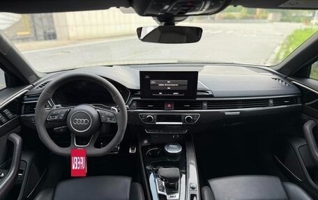 Audi RS 4, 2021 год, 5 750 300 рублей, 8 фотография