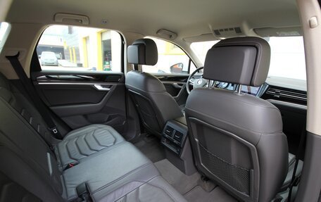 Volkswagen Touareg III, 2019 год, 3 695 000 рублей, 18 фотография