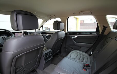 Volkswagen Touareg III, 2019 год, 3 695 000 рублей, 20 фотография