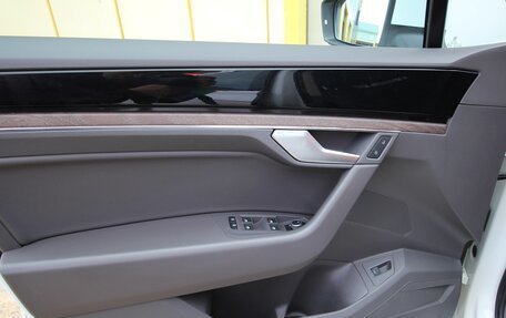 Volkswagen Touareg III, 2019 год, 3 695 000 рублей, 22 фотография