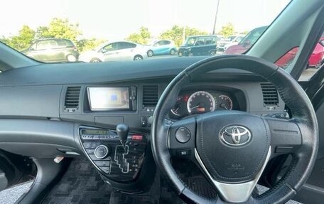 Toyota ISis I, 2017 год, 1 074 000 рублей, 11 фотография