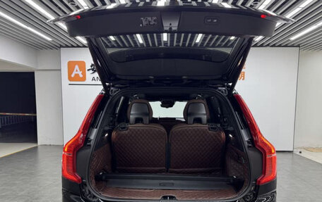 Volvo XC90 II рестайлинг, 2022 год, 3 795 000 рублей, 8 фотография