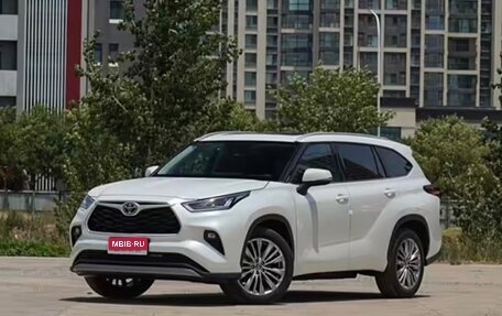 Toyota Highlander, 2025 год, 4 650 000 рублей, 1 фотография