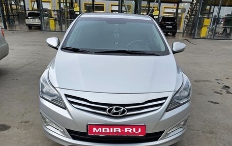 Hyundai Solaris II рестайлинг, 2014 год, 1 220 000 рублей, 1 фотография