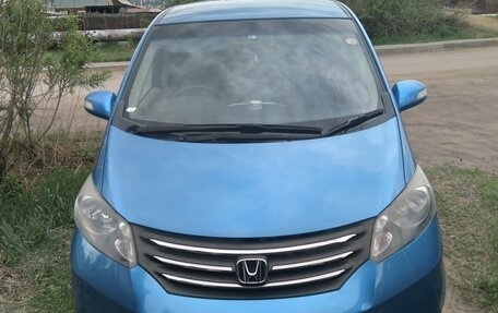 Honda Freed I, 2011 год, 875 000 рублей, 1 фотография