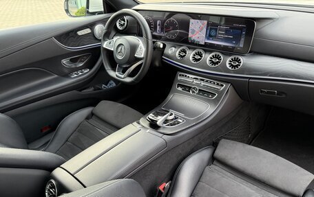 Mercedes-Benz E-Класс, 2017 год, 3 675 000 рублей, 27 фотография