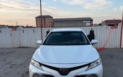 Toyota Camry, 2019 год, 2 490 000 рублей, 1 фотография