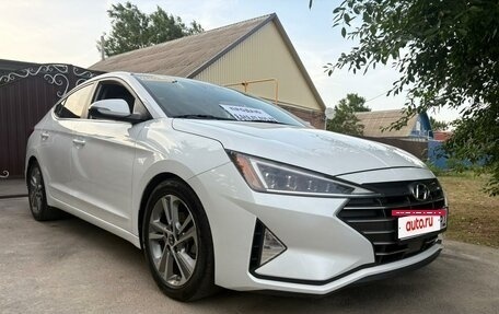 Hyundai Elantra VI рестайлинг, 2019 год, 1 850 000 рублей, 4 фотография