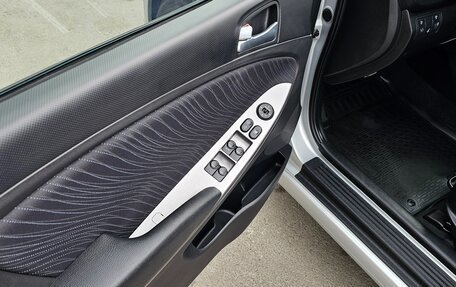 Hyundai Solaris II рестайлинг, 2014 год, 1 220 000 рублей, 15 фотография