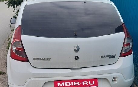 Renault Sandero I, 2011 год, 630 000 рублей, 2 фотография