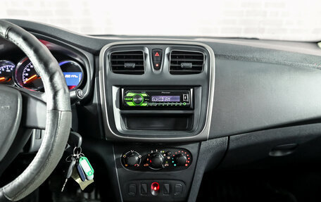 Renault Logan II, 2014 год, 650 000 рублей, 17 фотография
