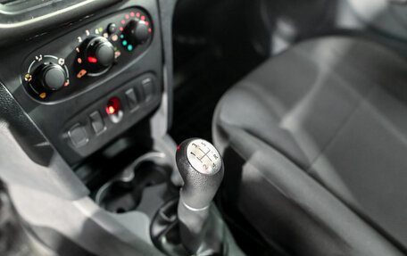 Renault Logan II, 2014 год, 650 000 рублей, 14 фотография