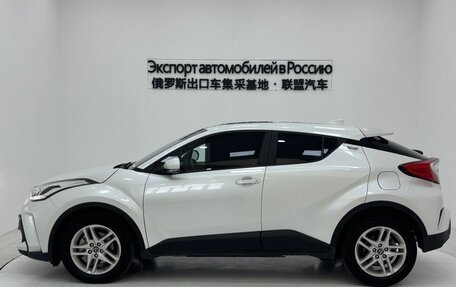 Toyota C-HR I рестайлинг, 2021 год, 1 840 000 рублей, 7 фотография