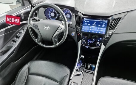 Hyundai Sonata VI, 2012 год, 1 149 000 рублей, 22 фотография