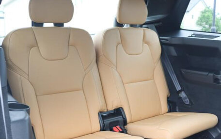Volvo XC90 II рестайлинг, 2022 год, 3 955 000 рублей, 10 фотография