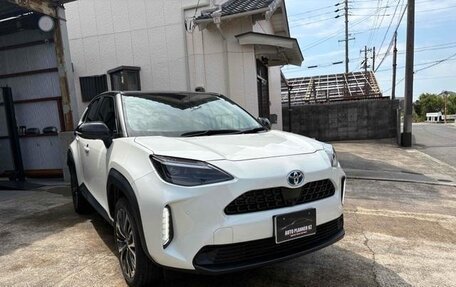 Toyota Yaris Cross, 2021 год, 1 390 000 рублей, 4 фотография