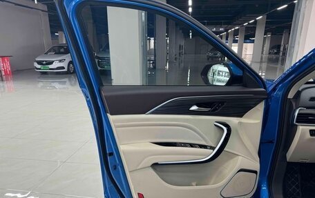 FAW Bestune T77, 2022 год, 1 310 000 рублей, 13 фотография