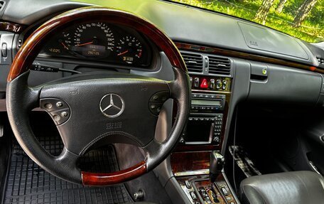 Mercedes-Benz E-Класс, 2000 год, 1 100 000 рублей, 9 фотография