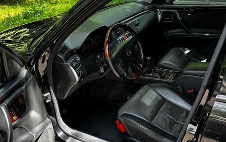 Mercedes-Benz E-Класс, 2000 год, 1 100 000 рублей, 5 фотография
