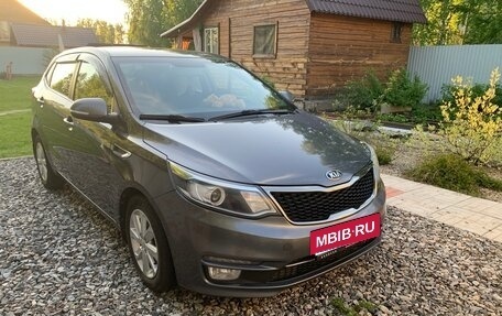 KIA Rio III рестайлинг, 2015 год, 1 140 000 рублей, 2 фотография