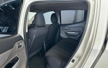 Mitsubishi L200 IV рестайлинг, 2015 год, 1 799 000 рублей, 17 фотография