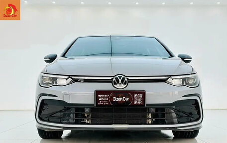Volkswagen Golf VIII, 2021 год, 1 350 000 рублей, 2 фотография