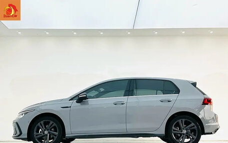 Volkswagen Golf VIII, 2021 год, 1 350 000 рублей, 7 фотография