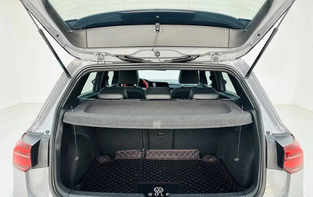 Volkswagen Golf VIII, 2021 год, 1 350 000 рублей, 21 фотография