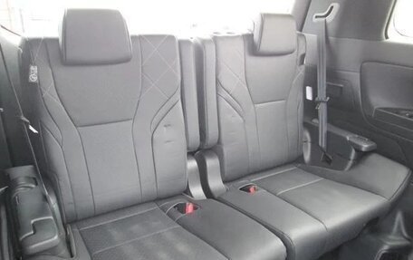 Toyota Vellfire, 2024 год, 5 600 000 рублей, 26 фотография
