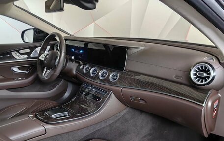 Mercedes-Benz CLS, 2021 год, 6 990 000 рублей, 7 фотография