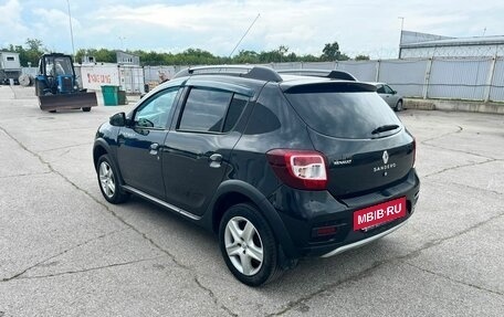 Renault Sandero II рестайлинг, 2018 год, 695 000 рублей, 2 фотография