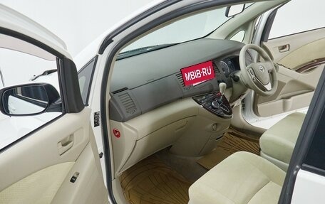 Toyota ISis I, 2013 год, 1 155 000 рублей, 10 фотография