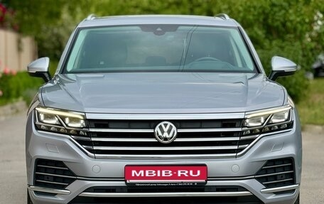 Volkswagen Touareg III, 2019 год, 5 870 000 рублей, 3 фотография