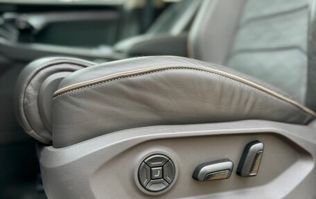 Volkswagen Touareg III, 2019 год, 5 870 000 рублей, 22 фотография